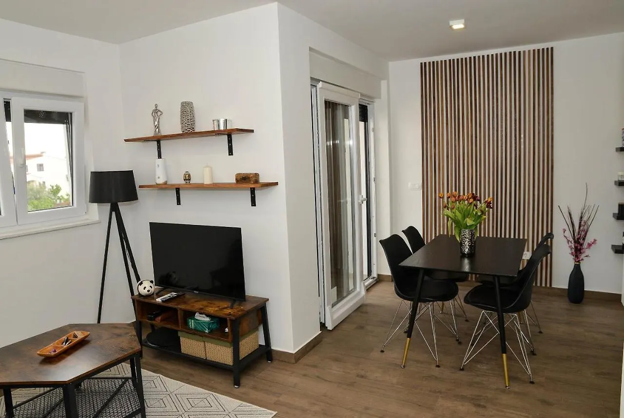 Apartment Nicole Zadar