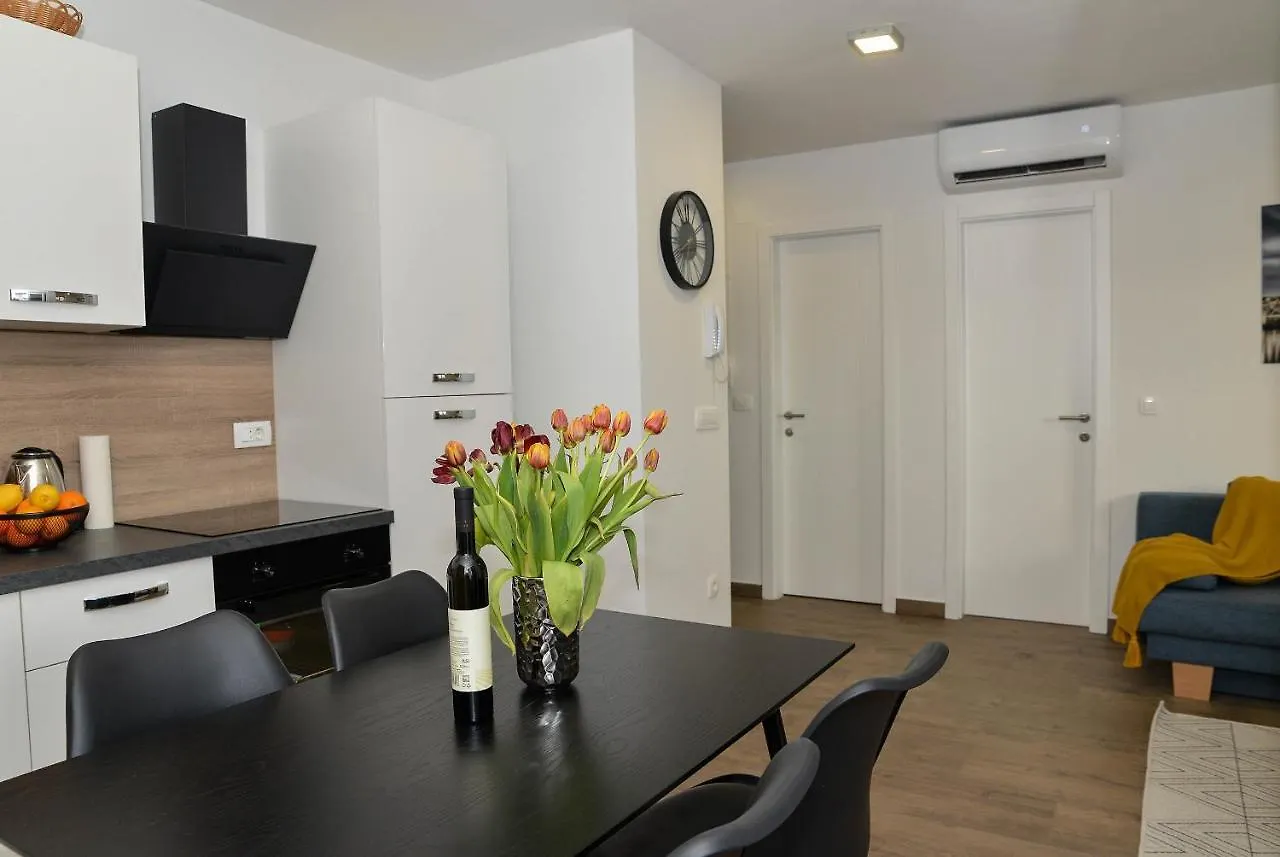 Apartment Nicole Zadar Croatia